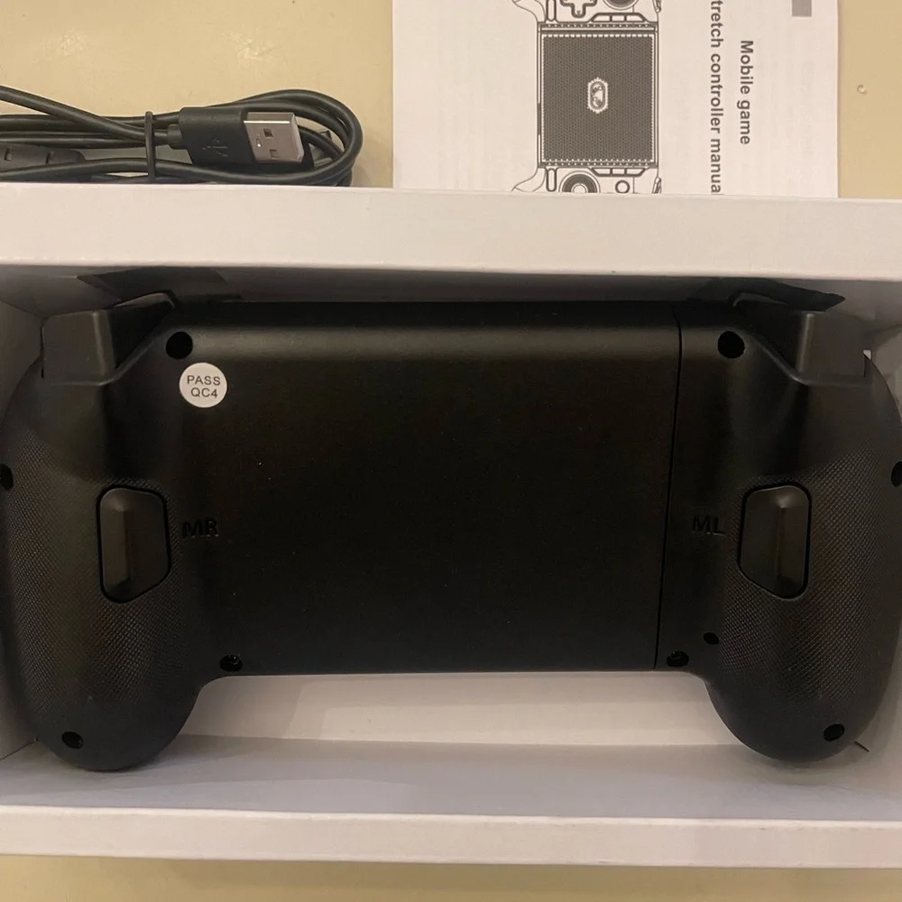 AXYBCOOL Wireless Mobile Gaming Controller, model MC300-1-2